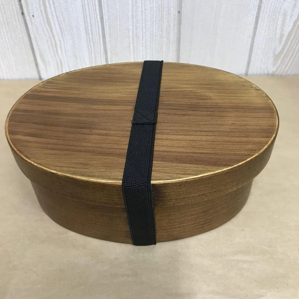 Magewappa Bento Box - 700ml Wooden Lacquer Finish with Band Magewappa Bento Box - 700ml Wooden Lacquer Finish with Band