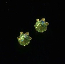 New 14K Solid Yellow Gold 5mm Round Green Crystal CZ Solitaire Stud Earrings mx