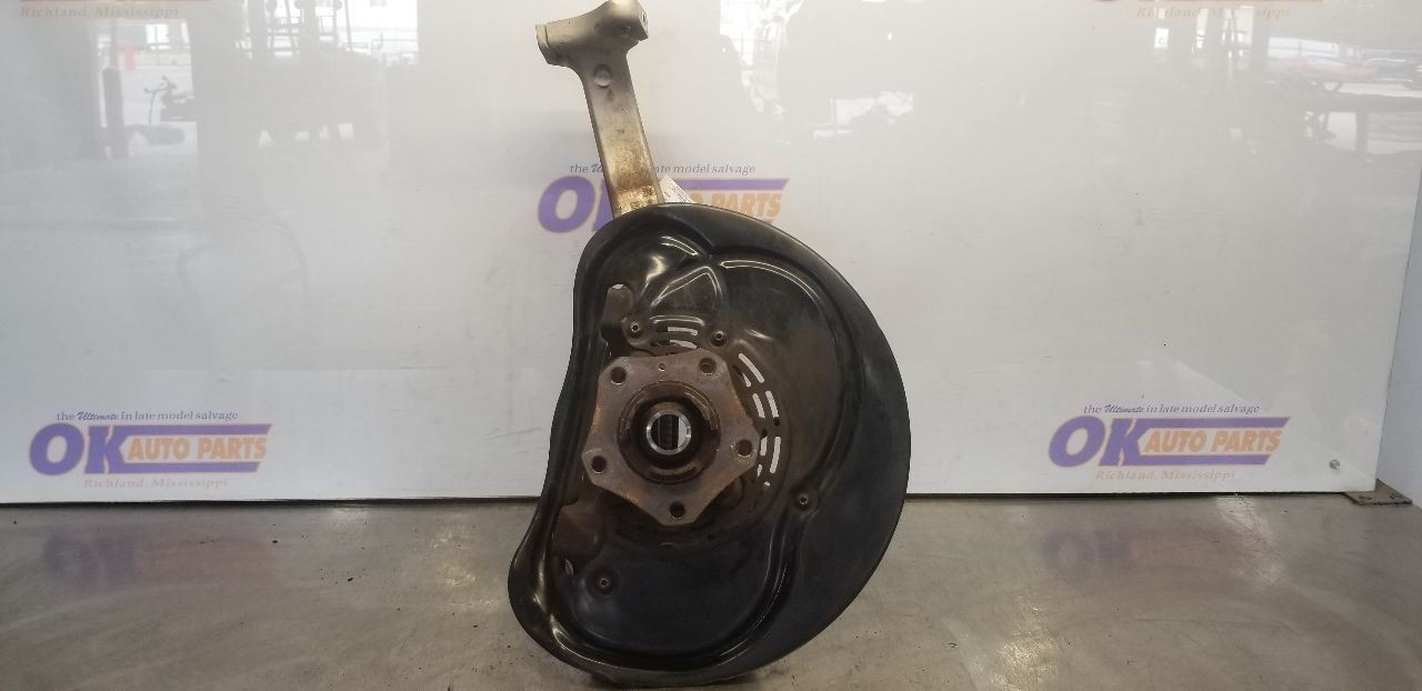 17 BENTLEY BENTAYGA 6.0L W12 AWD SPINDLE KNUCKLE FRONT RIGHT PASSENGER