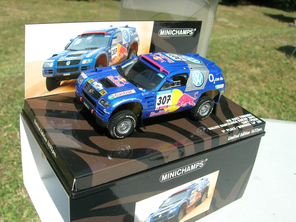 MINICHAMPS 1/43 VW TOUAREG 4X4  2005 DAKAR Saby/Perrin serie limitée 1632 ex. - Photo 1/1