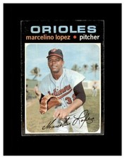 1971 TOPPS BASEBALL CARD BALTIMORE ORIOLES #137 MARCELINO LOPEZ