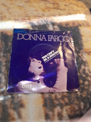 Donna Fargo - you can´t be a beacon 