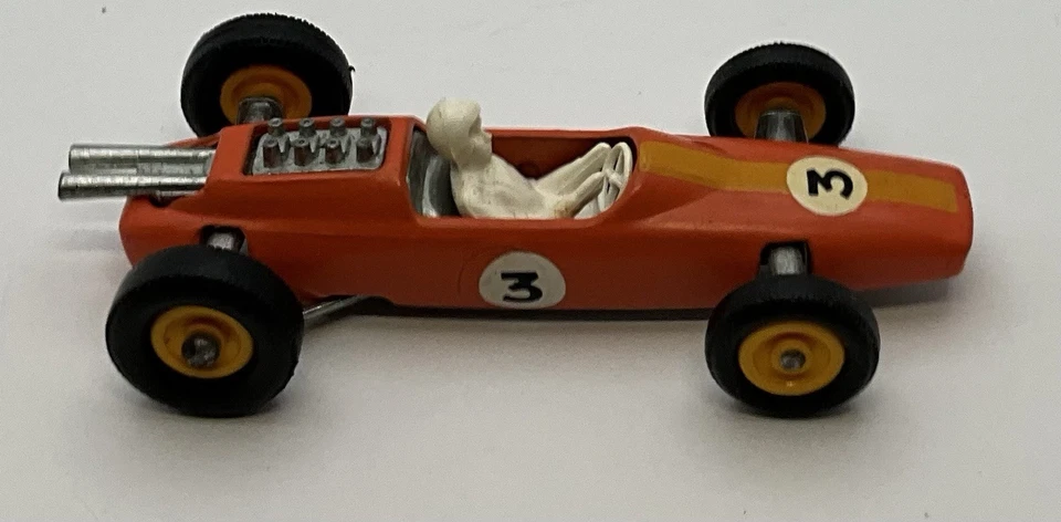 1969 Matchbox Lesney Lotus Racing Car #19 With Original “F” Box - Image 2 of 4