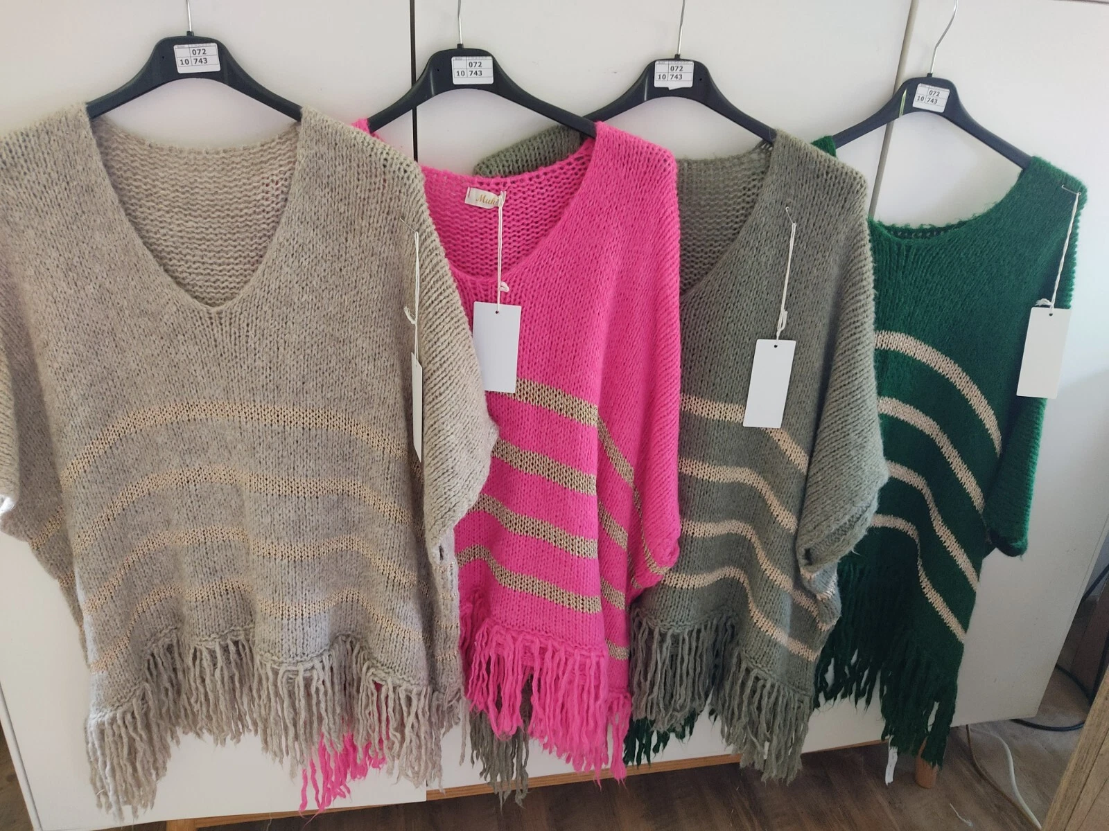 MADE IN ITALY beautiful striped poncho sweater with fringes size 52 54 56 NEW