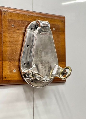 Par de ventanas antiguas de ojo de buey de aluminio de barco antiguo de monta... - Imagen 4 de 11