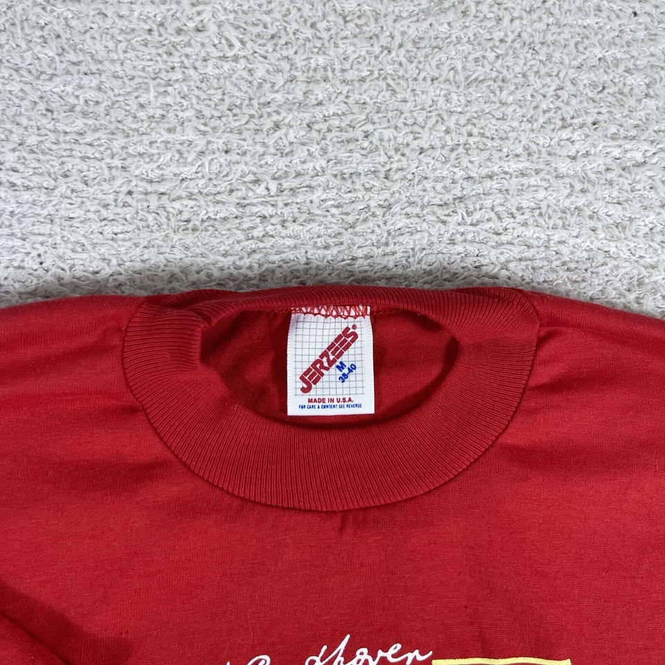 Camiseta de Colección Años 80 Lincoln Center Artes Escénicas Adulto Mediana Roja NYC Arte MET Foto 4 de 4