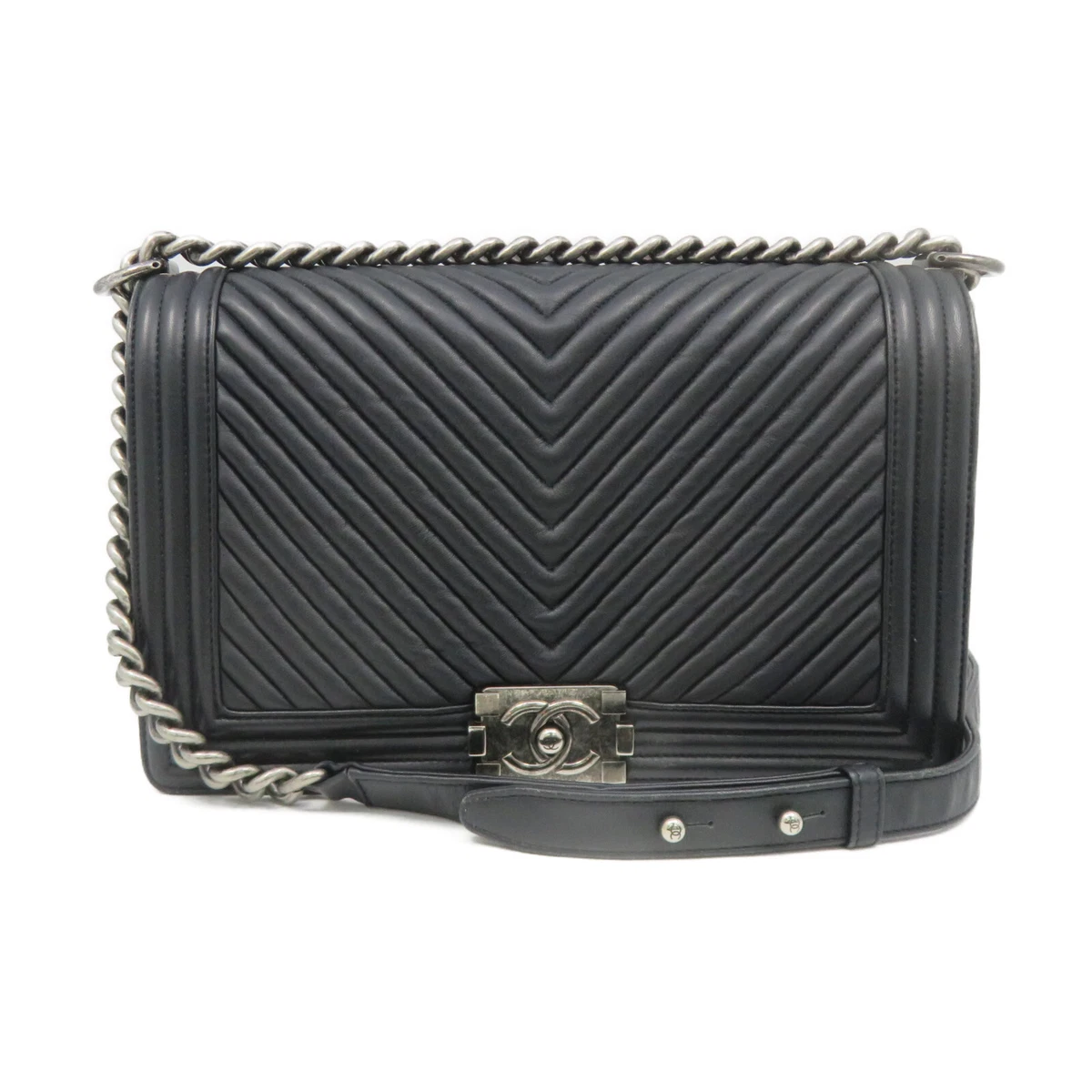 Chanel herringbone chevron medium Flap Luxury Bags Wallets on Carousell #21 Chanel herringbone chevron medium Flap Luxury Bags Wallets on Carousell