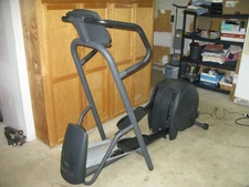 Precor EFX 5.17 Elliptical Trainer