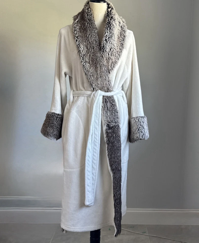 Elegant Home Women’s Plush Robe S/M White Faux Fur Trim Shawl Collar Belted Cozy - Image 4 of 4