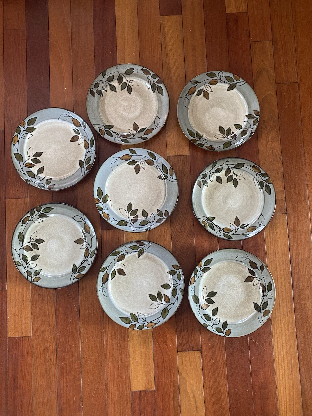 Of 8 Rustic Leaves Pattern  Dinner Plates 11 1/4"