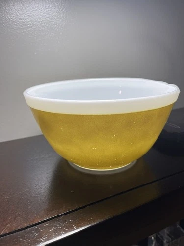 Vintage Pyrex 1.5 QT 402 Mixing/Serving/Nesting Bowl Avocado Americana Series GC