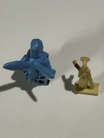 LEGO Star Wars Watto's Junkyard Mini Figures Watto and Aldar Set 7196 2001