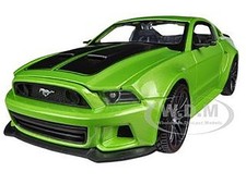 2014 FORD MUSTANG "STREET RACER" GREEN 1/24 DIECAST MODEL CAR BY MAISTO 31506