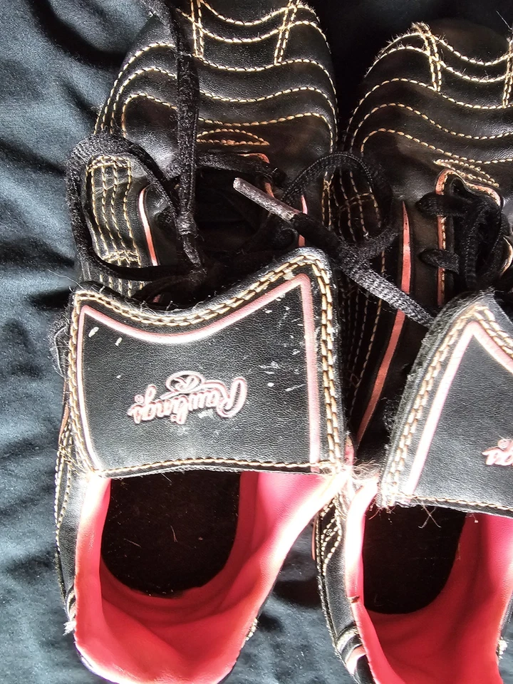 Botines de fútbol Rawlings juveniles talla 1 Onda rosa niños usados Foto 4 de 4