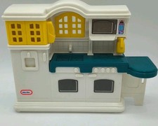 COUNTRY KITCHEN 5541 by LITTLE TIKES Place Miniatures 1991
