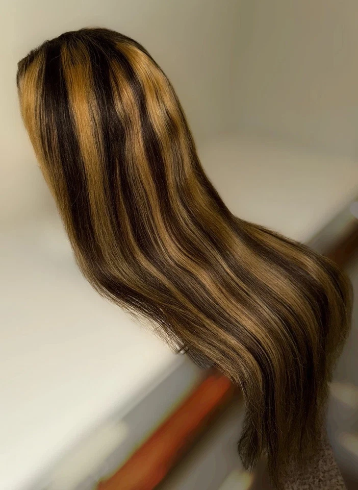 Beautiful,30 Inch,100% Human Hair,Straight texture,Brown & Blond Highlights,Wig - Image 4 of 4