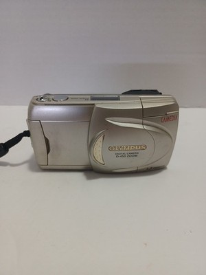 Olympus D-450 Zoom Silver 1.3 Mega Pixel Digital Camera **PARTS ONLY**