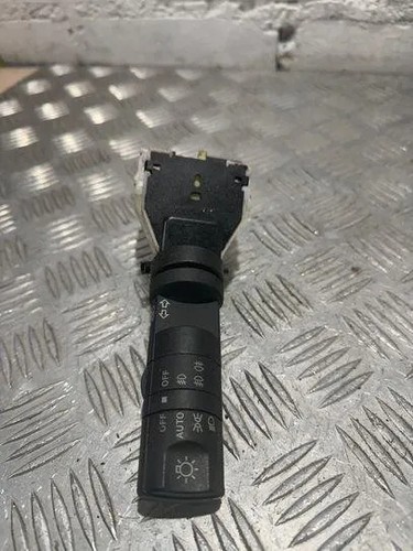 NISSAN NP300 NAVARA D40 Drehknopf drehen 14425 2.50 Diesel 128kw 2007 21503275