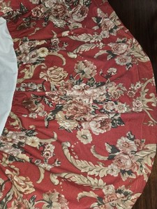 Ralph Lauren Red Marseilles Floral Queen Bedskirt 15" Drop