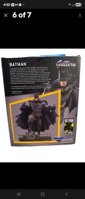 Batman Gallery PVC Diorama   Diamond Select Toys, DC Comics Figure