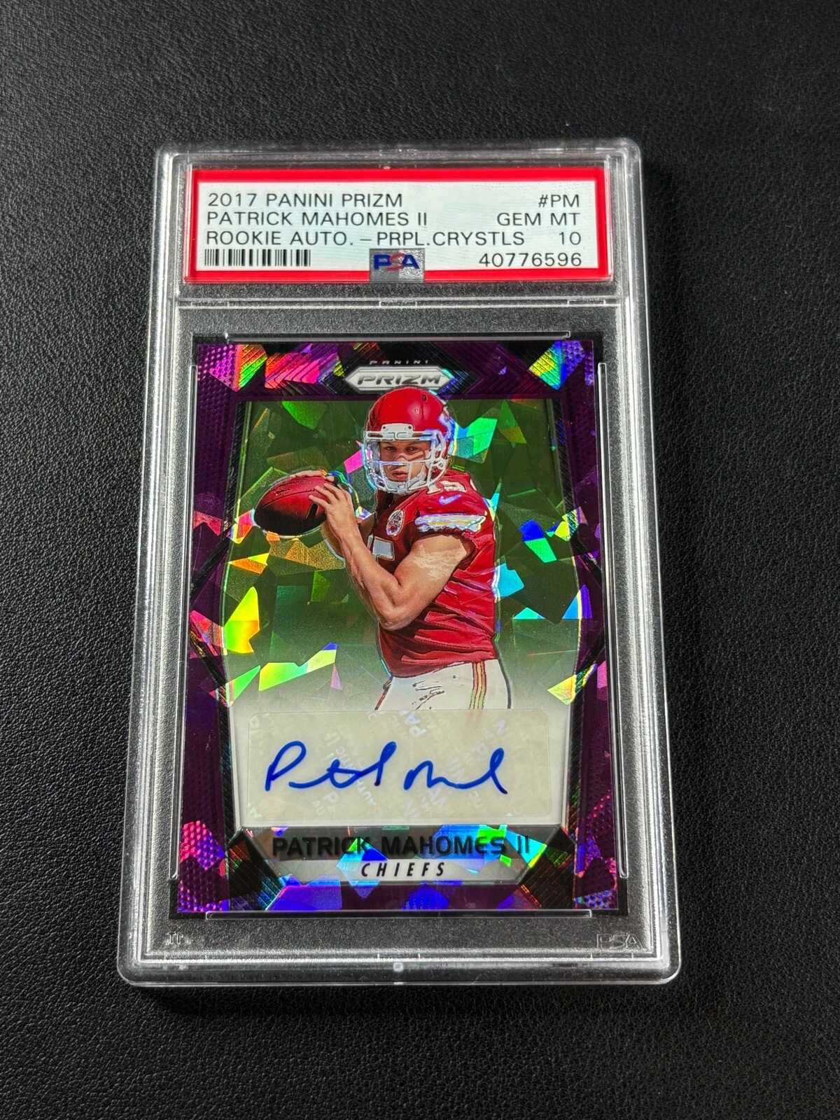 Patrick Mahomes Panini Prizm Rookie Autographs #PM Purple Crystals