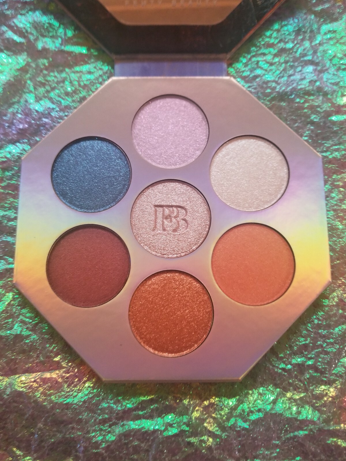Fenty Beauty by Rihanna Killawatt Foil Freestyle Highlighter Palette New in Box-image
