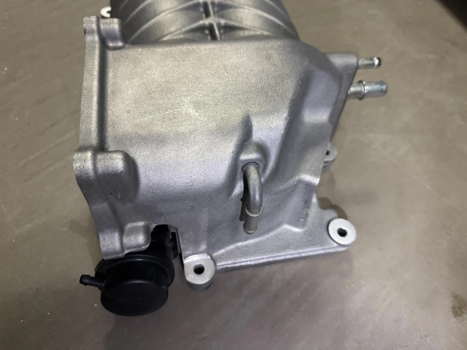 UNIDAD PRINCIPAL DE SUPERCARGADOR FORD MUSTANG GT500 DR3Z-6F066-AA fabricante de equipos originales Foto 3 de 4