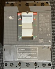 ABB XT5HU340ABYN000XXX 400A AC Molded Case Breaker