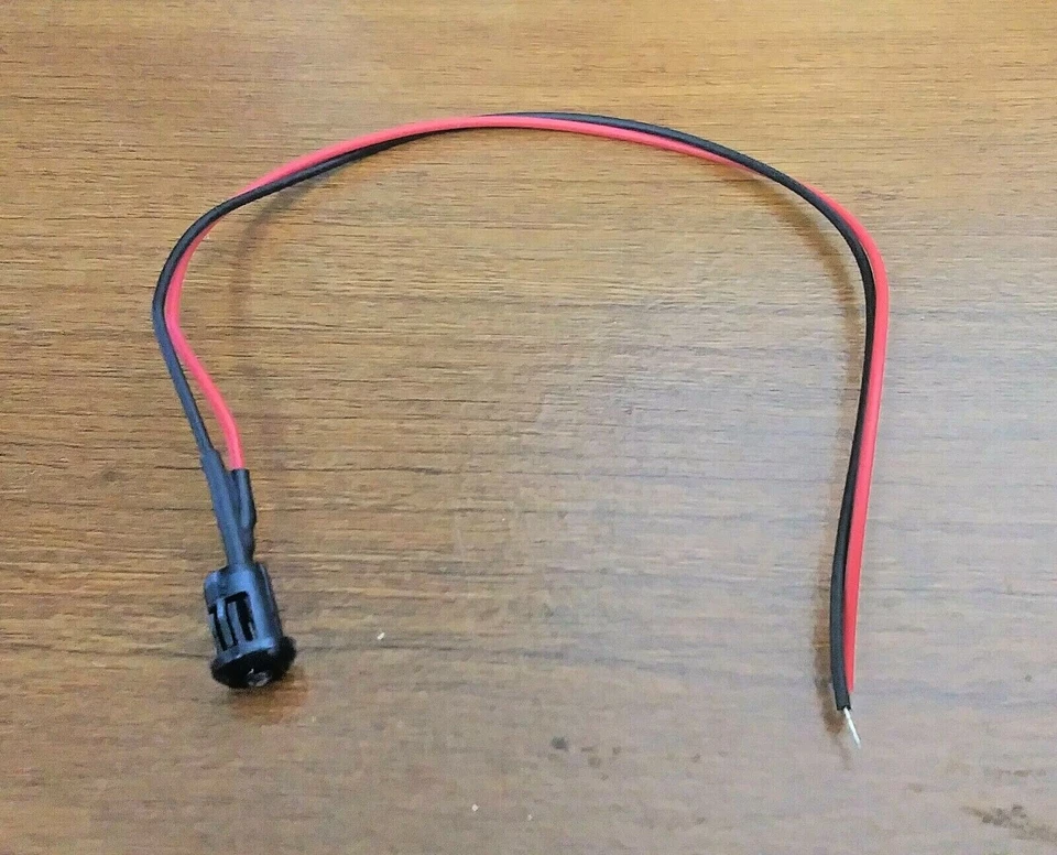 Mini luz de cortesía LED 1/4" verde súper brillante BBT 12 voltios  Foto 3 de 4