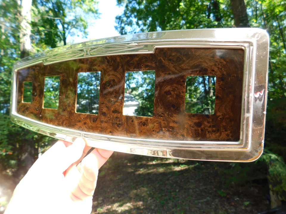 Bisel de cuadro de instrumentos Studebaker Dictator 1929 con inserto de grano de madera personalizado Foto 2 de 4