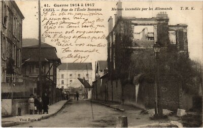 CPA Creil rue de l'École Seomasco Guerre (1185886)