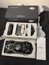 Limited Edition AUTO art 1/18 AUTOart SIGNATURE PAGANI ZONDA R Carbon Fiber