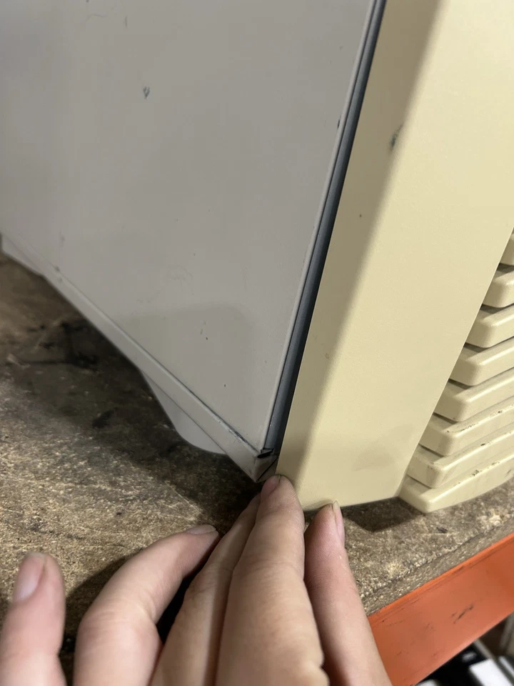 Vintage 00s Beige Chieftec/Antec Dragon ATX Case - READ - Image 3 of 4