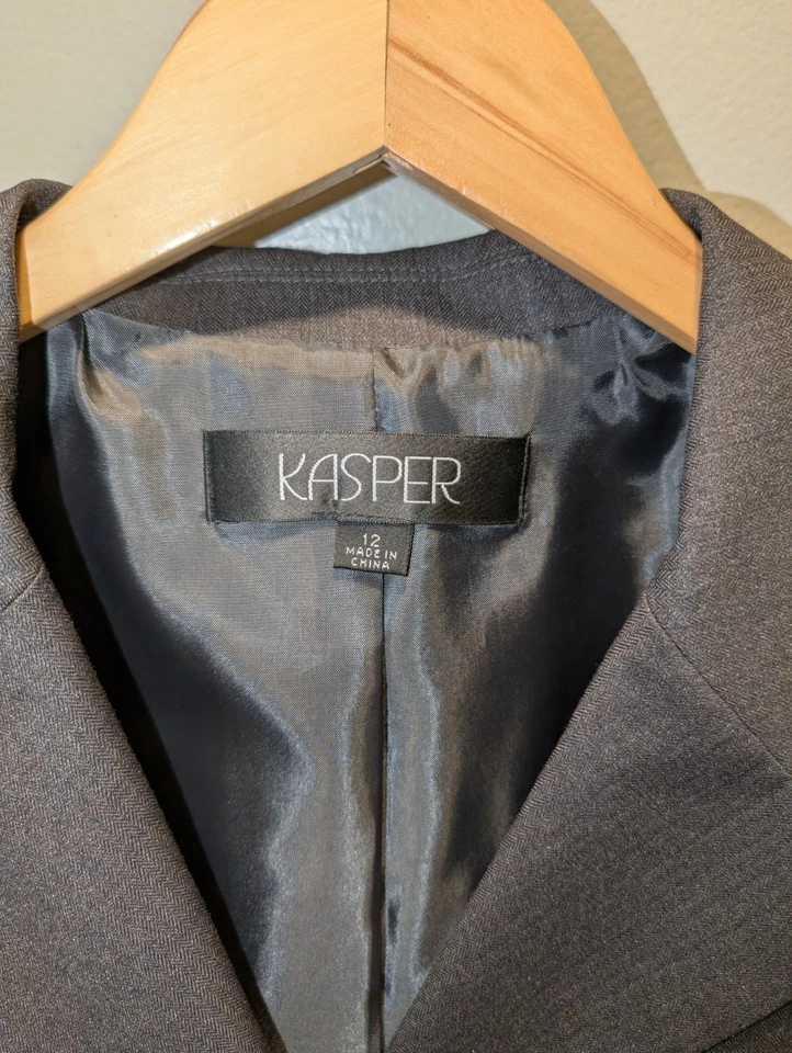Kasper Womens Dark Gray Single-Breasted 2-Piece Pant Suit Set Size 12 - Image 4 of 4