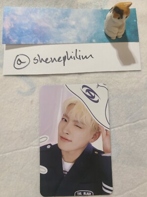 ATEEZ×ANITEEZ HONGJOONG ATEEZ Official ANITEEZ in Illusion Random Photocard US