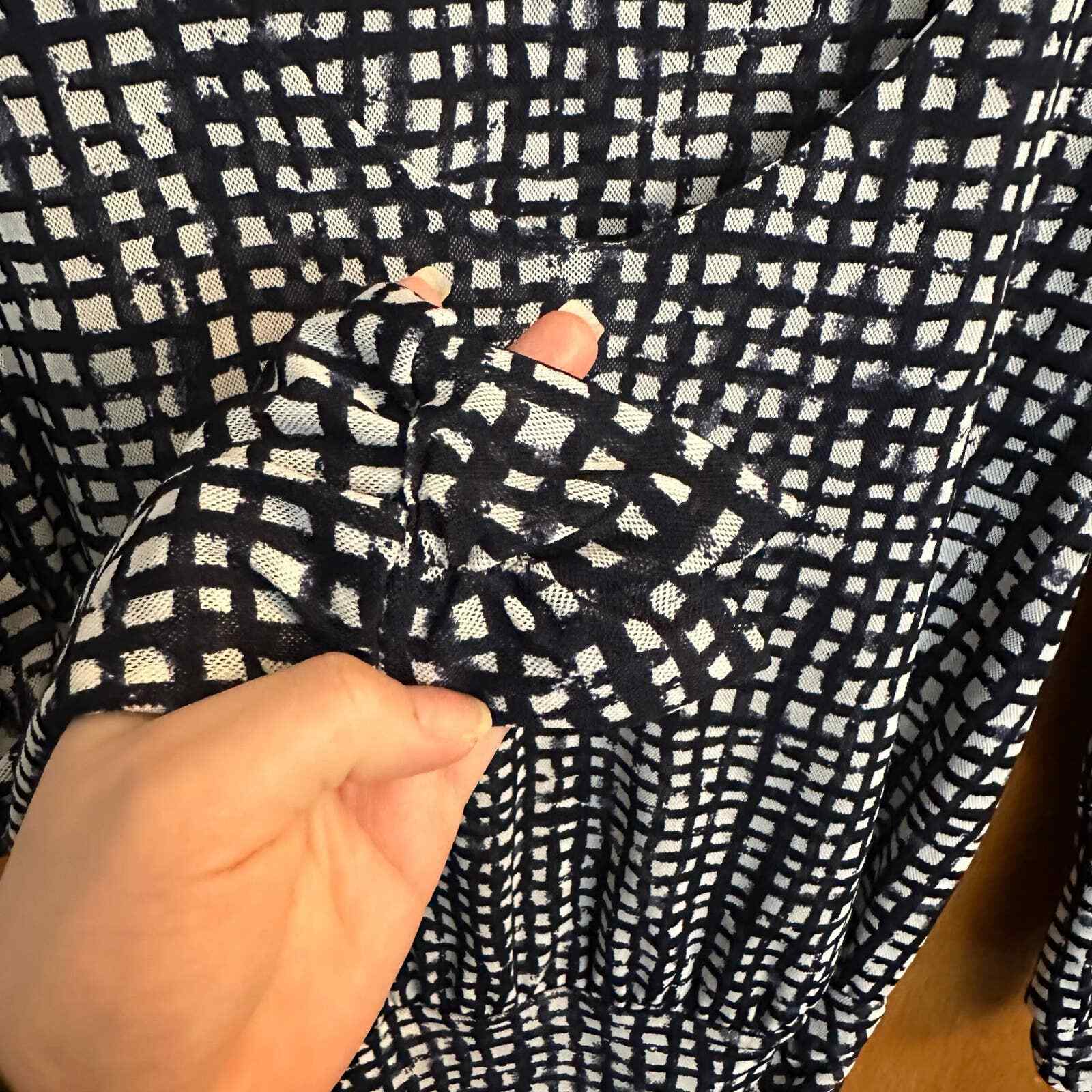 Pendleton Medium black/white checkered ruched blo… - image 8