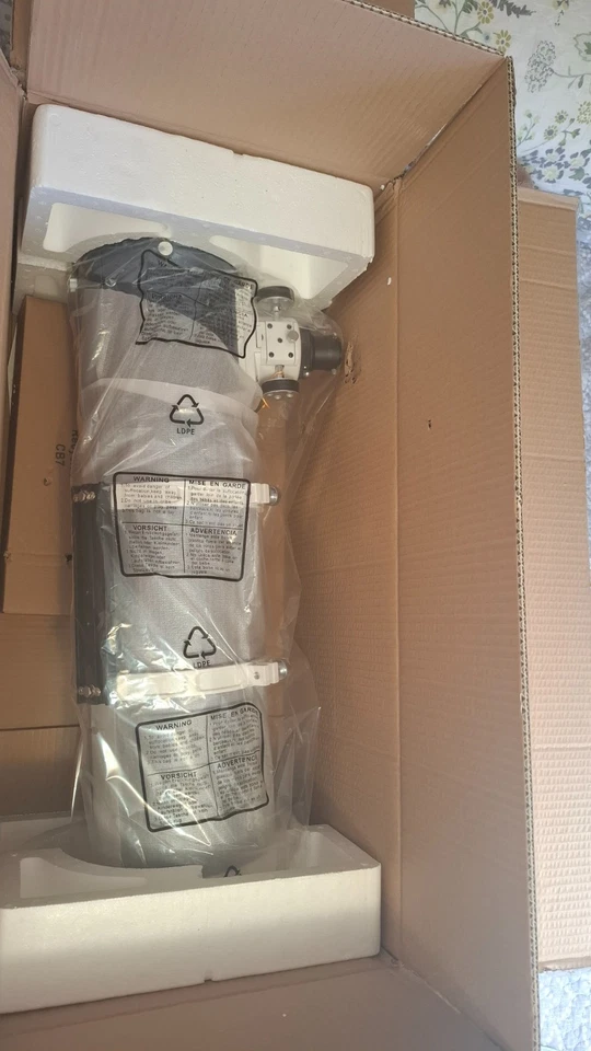 Celestron Omni XLT 150 mm, Ecuatorial. NUEVO. Nunca usado, todavía dentro de las cajas. Foto 3 de 4