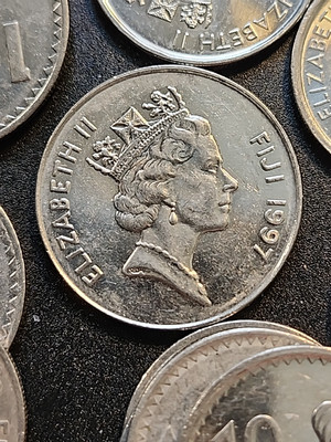 Fiji 10 cents coin, KM# 52a, Nickel-plated-steel. Ula tava tava club Mixed Dates