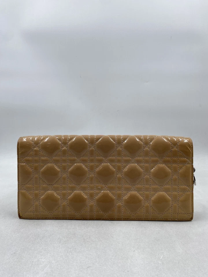 Christian Dior Peach Quilted Clasp C Clutch Handbag - Image 2 of 4