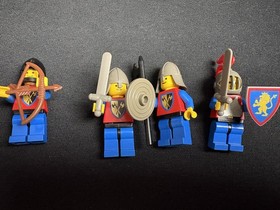 Lego 6061 Siege Tower Castle &rarr; Crusaders Lion Knights Knights Knights from 1984 P2