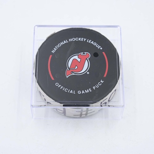 NHL Gol Marcado Puck Will Cuylle New York Rangers 4 de octubre de 2023 vs. NJ Devils - Imagen 3 de 7