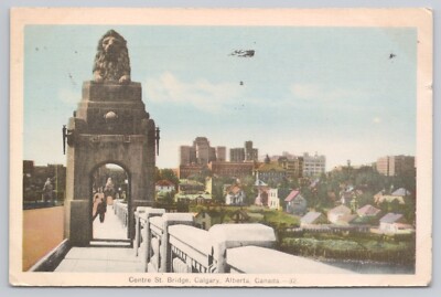 Postcard Centre St. Bridge. Calgary Alberta. Canada c1941