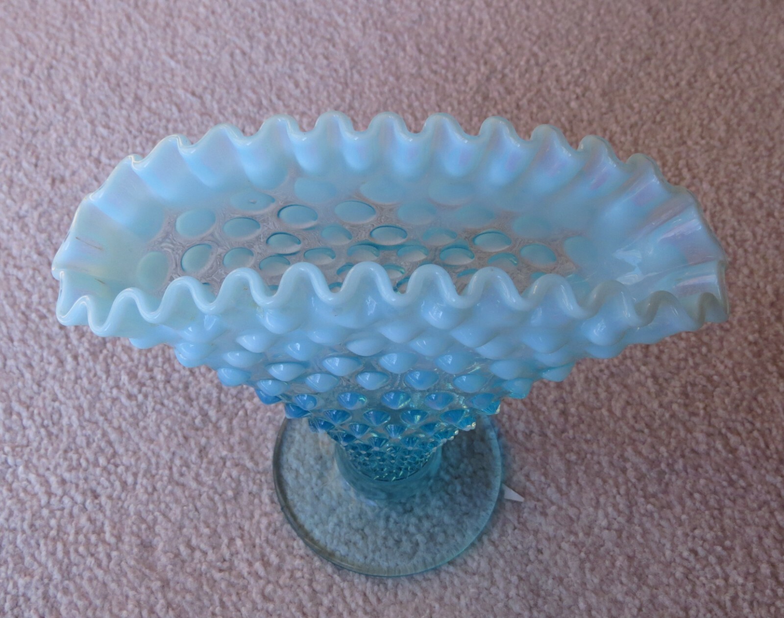 Vintage Fenton Hobnail Fan Vase Blue Opalescent Glass Ruffled Edge 8” x