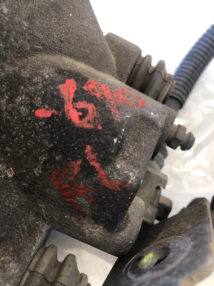 1995-2002 VOLKSWAGEN CABRIO GLS задний дисковый тормоз суппорт левой рукой со стороны водителя - Изображение 3 из 4