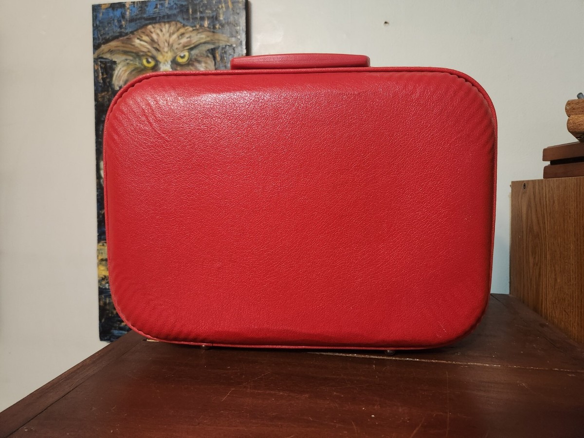 Vintage I Love Grama Just Visiting Children's Hard Shell Travel