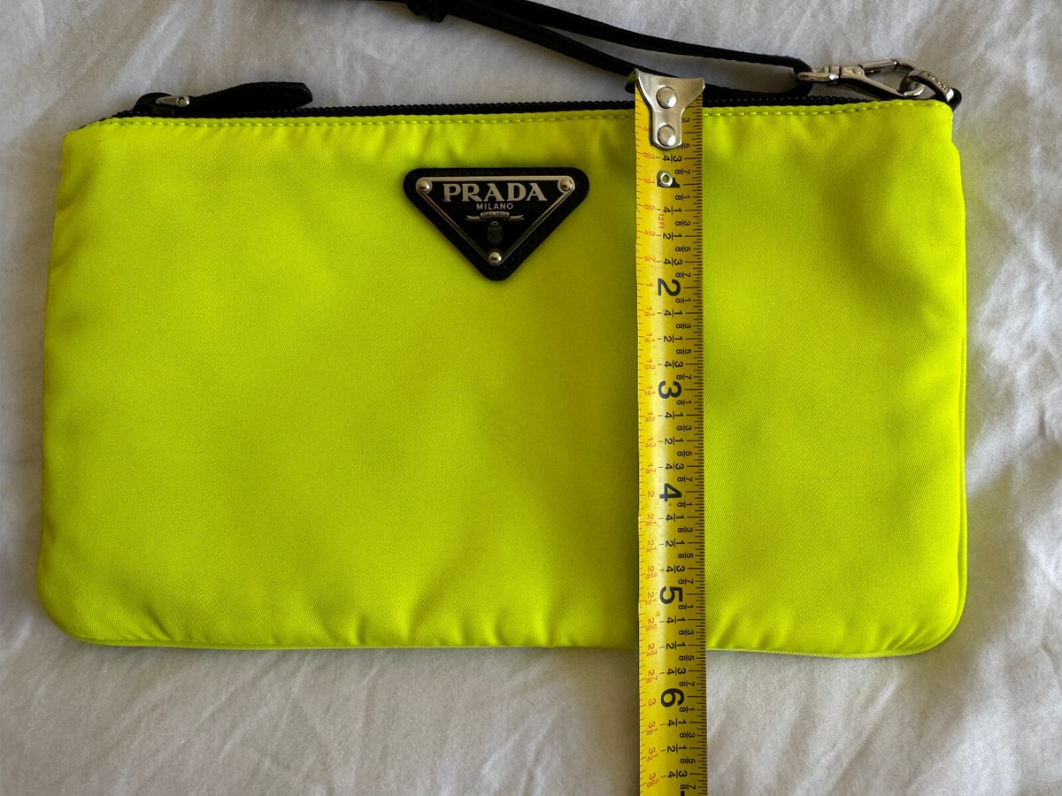 クラッチバッグ PRADA BISCUIT FABRIC POUCH Authentic Prada Pouch Clutch with Strap TESSUTO Giallo Fluo