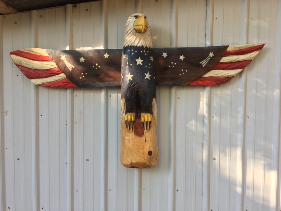 American Eagle Patriotic Bird Totem Pole Chainsaw Carving Sculpture
