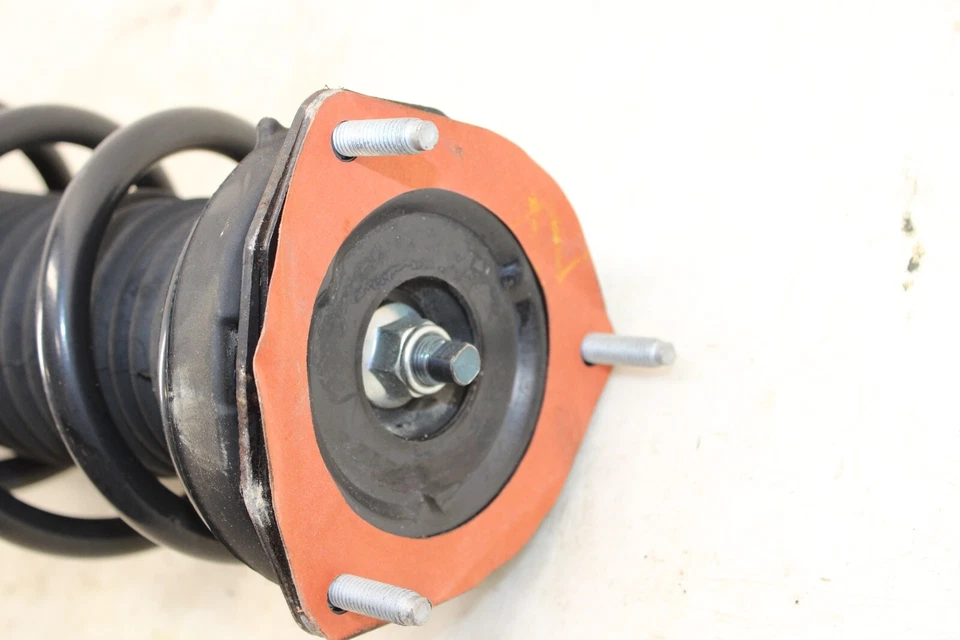 Amortecedor traseiro esquerdo adaptativo Infiniti Q50 AWD 2016-2022 562115CH0B FABRICANTE DE EQUIPAMENTO ORIGINAL KU83 - Imagem 2 de 4