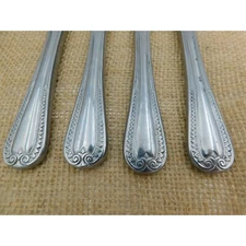 Vtg Wallace 18/10 China (4) Dinner Knife Flatware Silverware Unknown Pattern