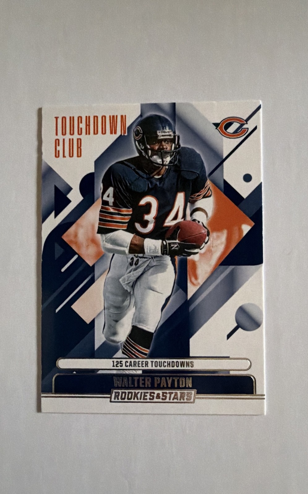 Walter Payton #6 (Football Cards 2025 Panini Rookies & Stars Touchdown Club) — is it worth grading?